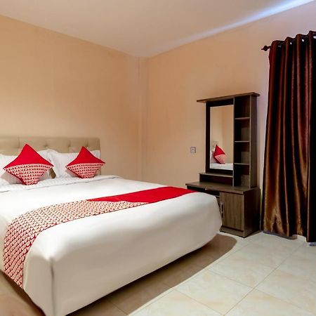 OYO 2895 Paranginan Residence Medan Bagian luar foto
