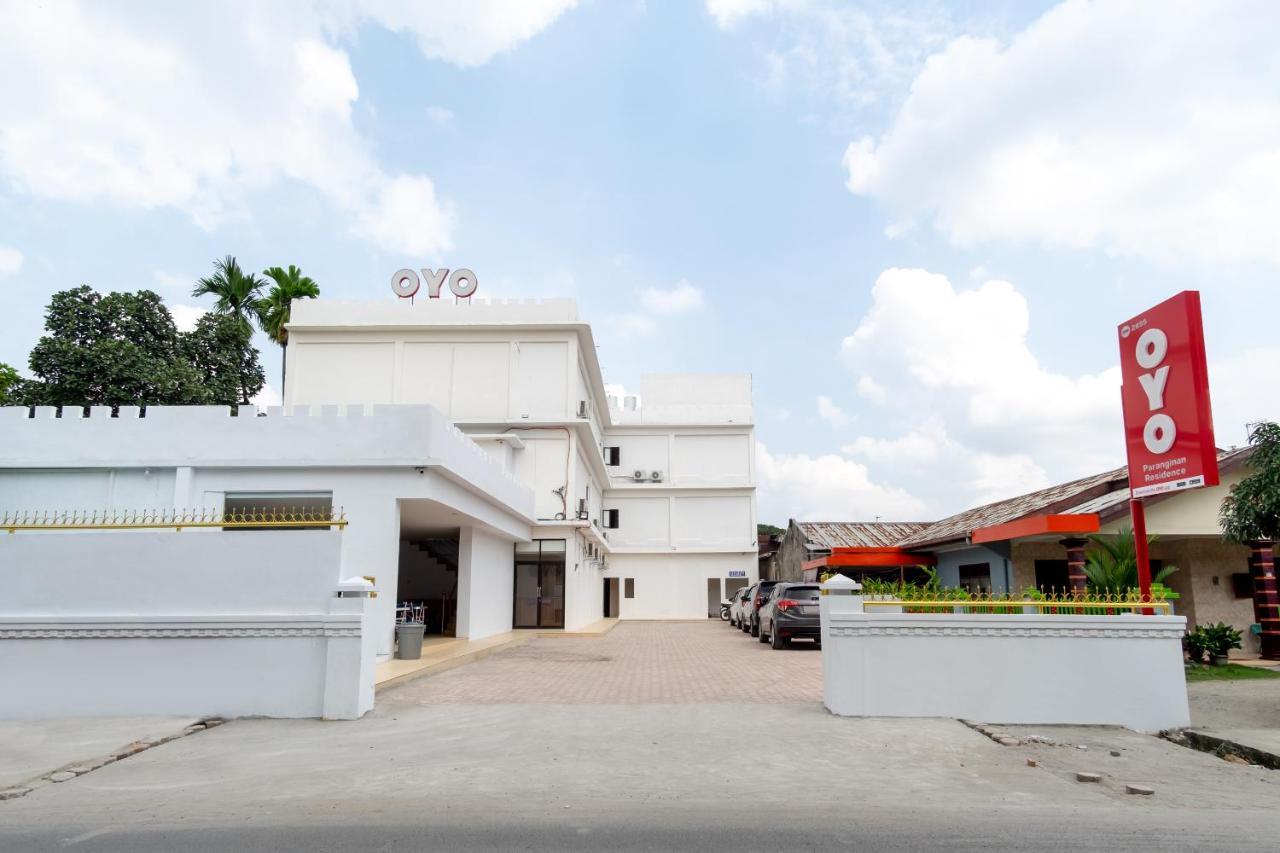 OYO 2895 Paranginan Residence Medan Bagian luar foto